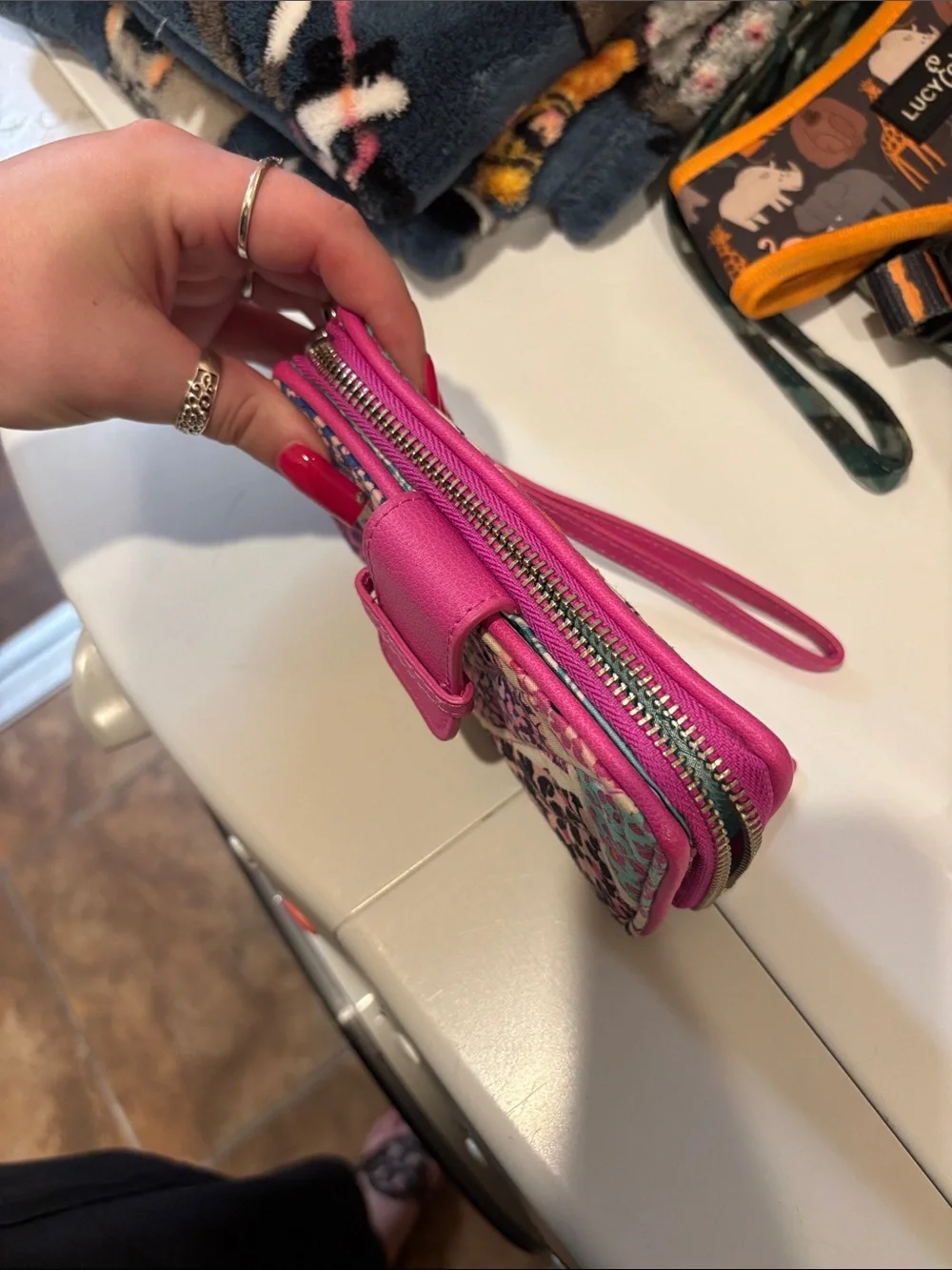 Vera Bradley Pink Floral Quilted Wristlet Phone Case